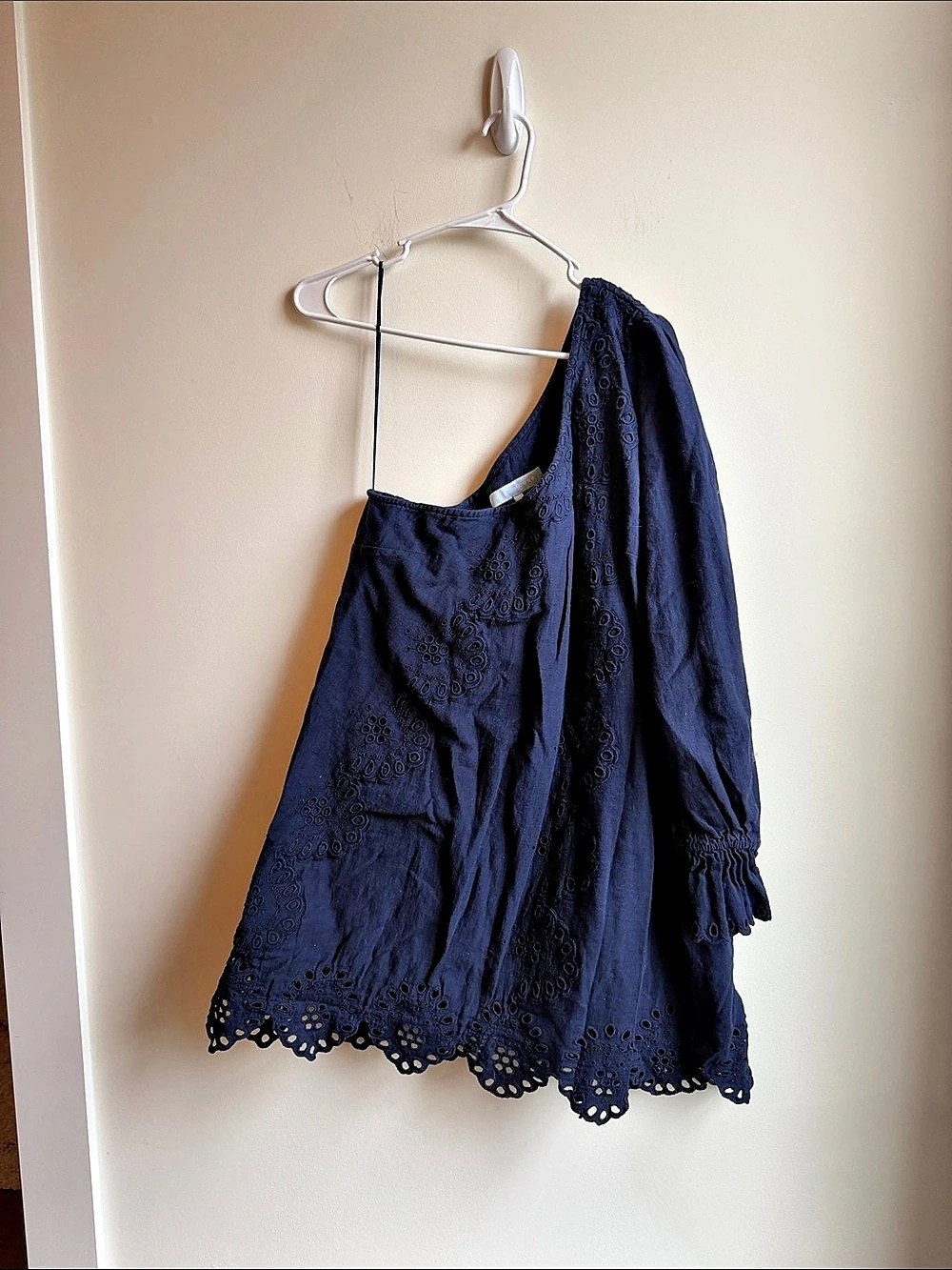 Hill house Embroidered Blouse in Blue Size XL Like New
